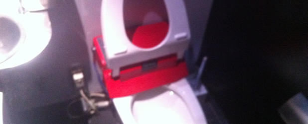 gundam toilet